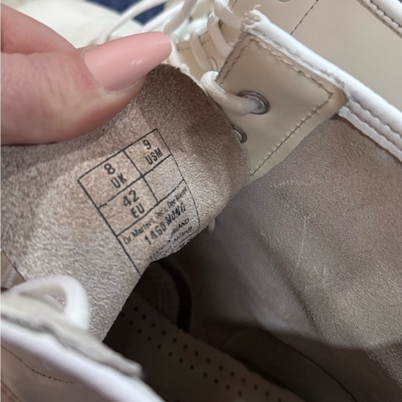 Dr. Marten - Picture 2 of 10